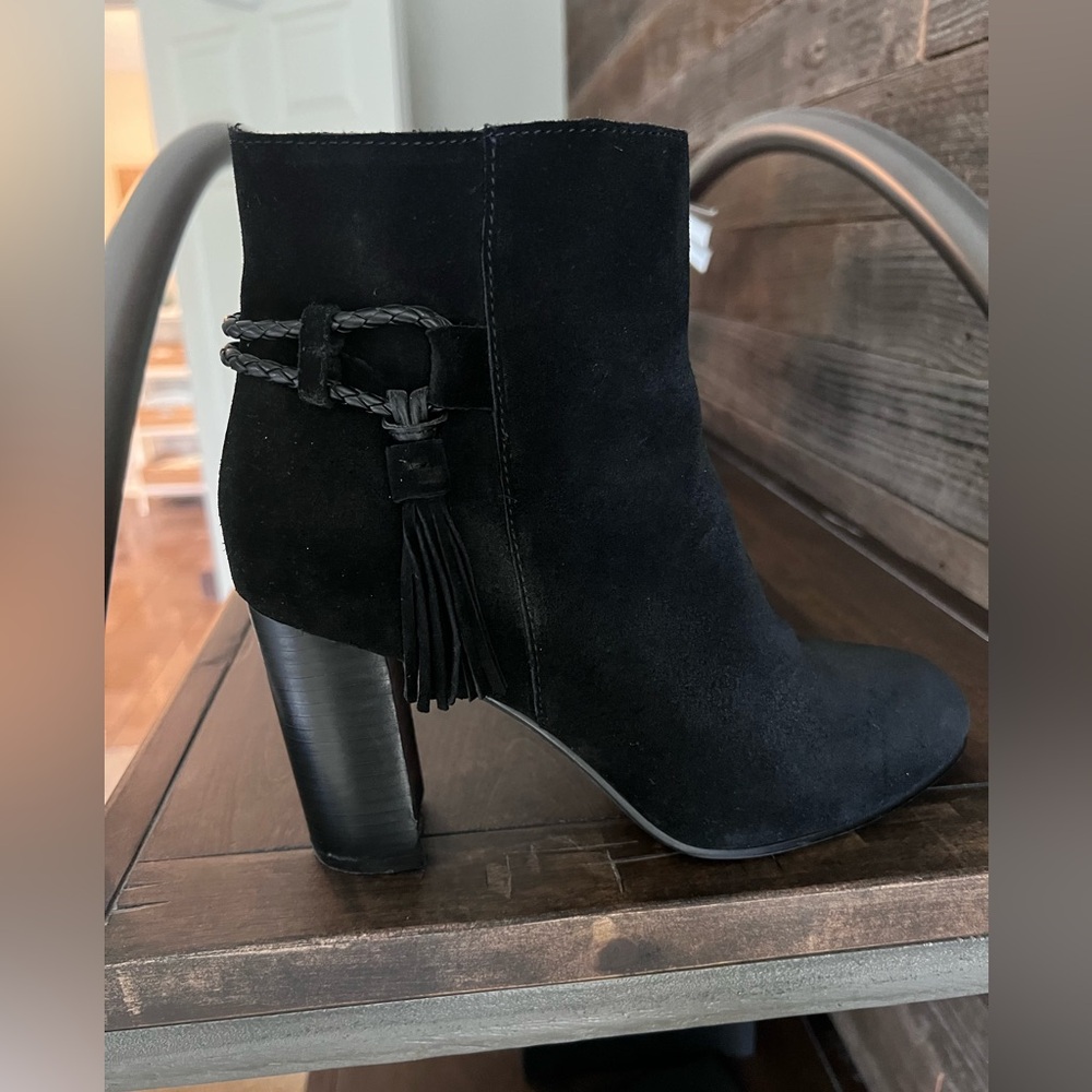 Michael Shannon Black Heeled Boots with Tassel